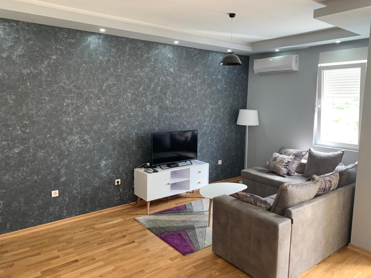 Apartmani Zecevic Nikšić Exteriér fotografie