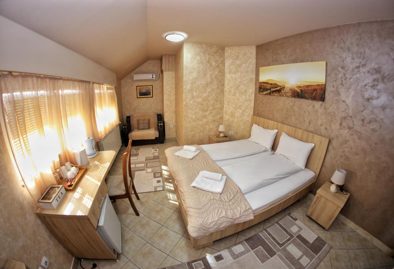 Apartmani Zecevic Nikšić Exteriér fotografie